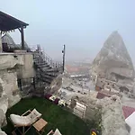 Castle Cave Γκόρεμε