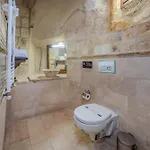 Castle Cave מלון גורמה