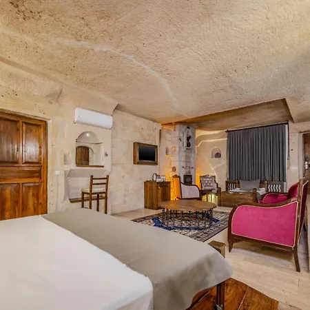 Castle Cave 3* Goreme