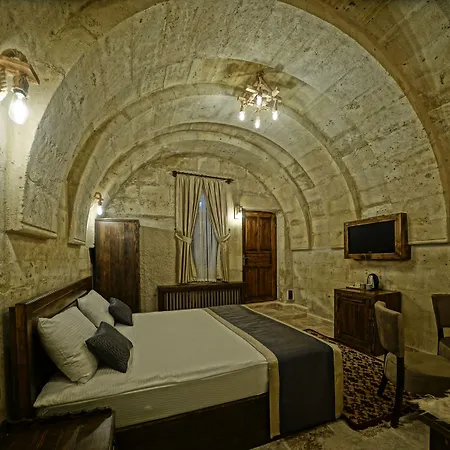 Castle Cave 3* Гьореме