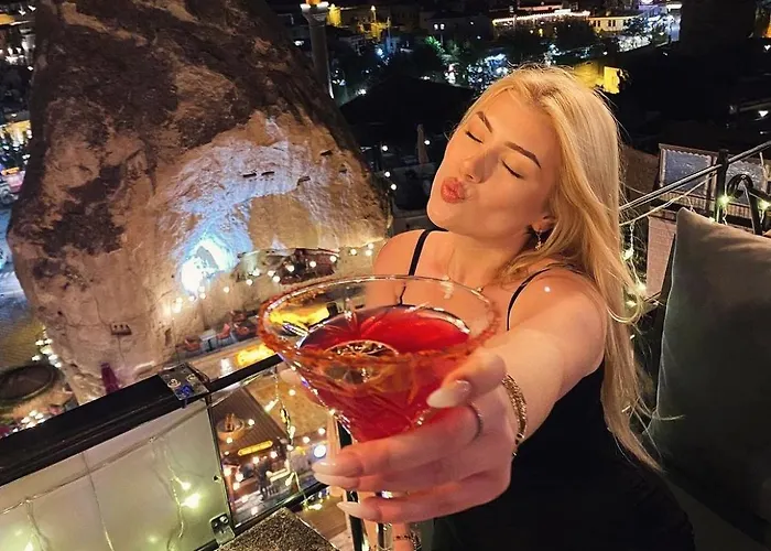 Szálloda Castle Cave 3*