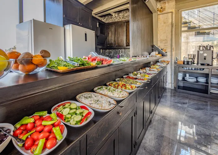 Castle Cave 3* Гореме