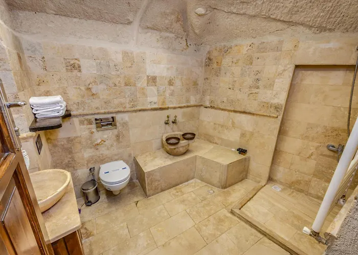 Castle Cave 3* Гореме