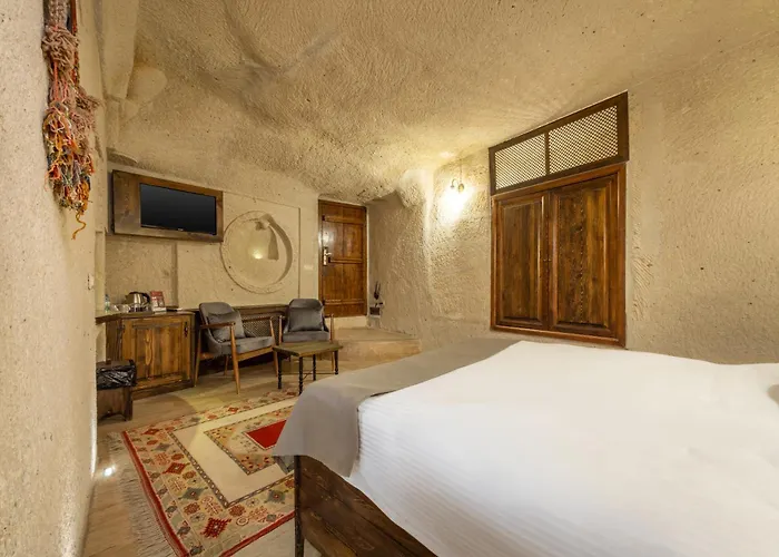 Castle Cave Гореме