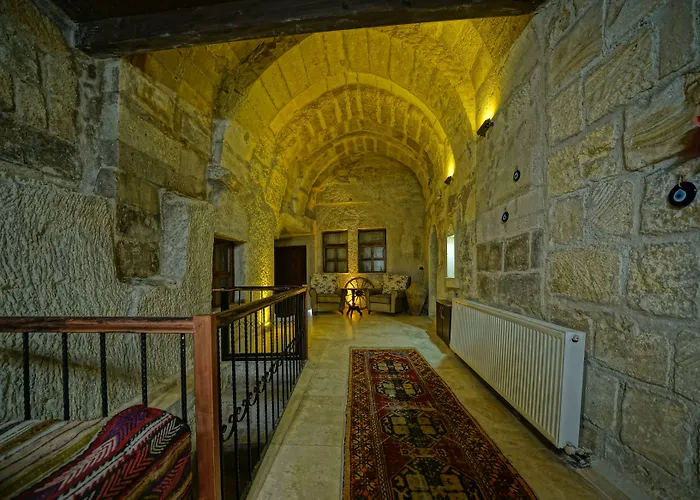 Castle Cave 格雷梅