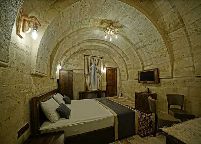 Castle Cave 3* Гореме