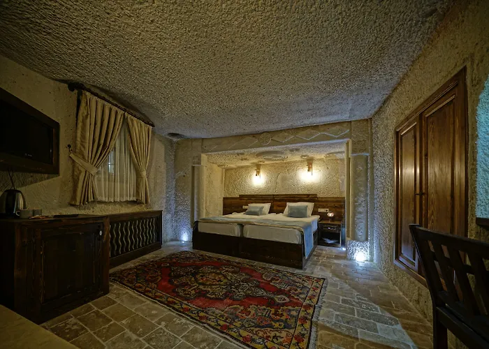 酒店 Castle Cave 3*